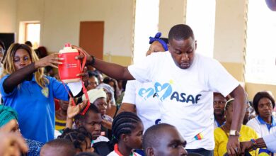 Photo de La Fondation ASAF Cameroun d’Eran Moas donne le sourire aux handicapés et démunis de PROMHANDICAM Association